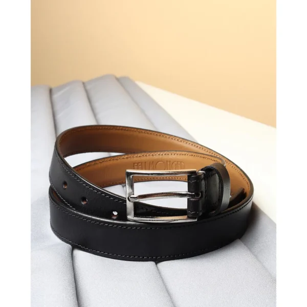 Slim Leather Belt in Black