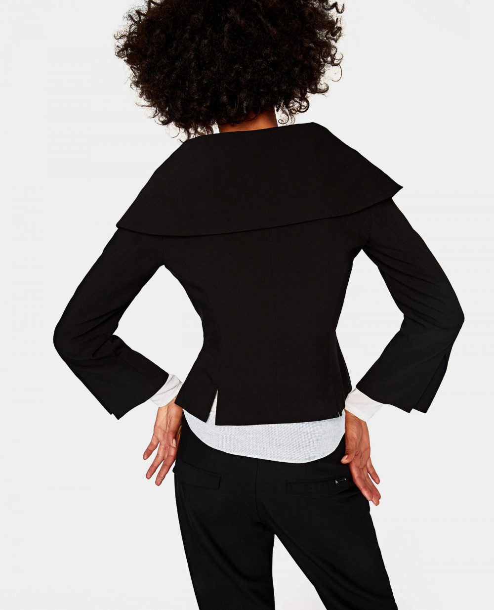 Flower Embroidery w/ Chest Pocket Shirt